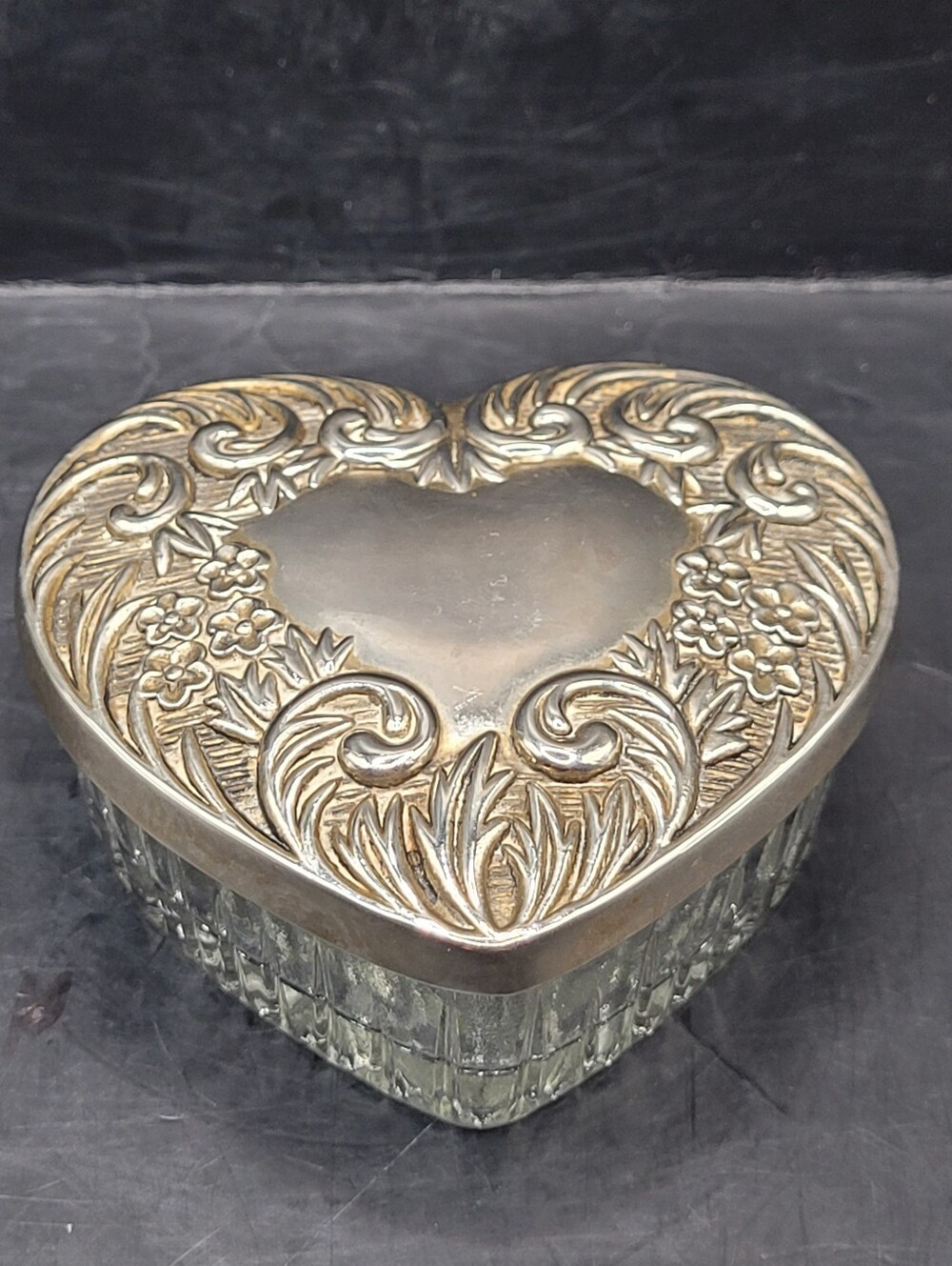 Vintage Godinger Silver Plated Heart Shaped Trinket Box Glass Jewelry Box